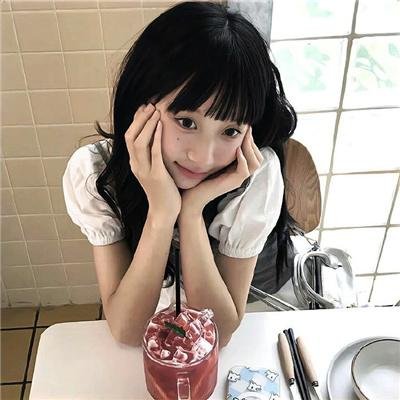 女机械人