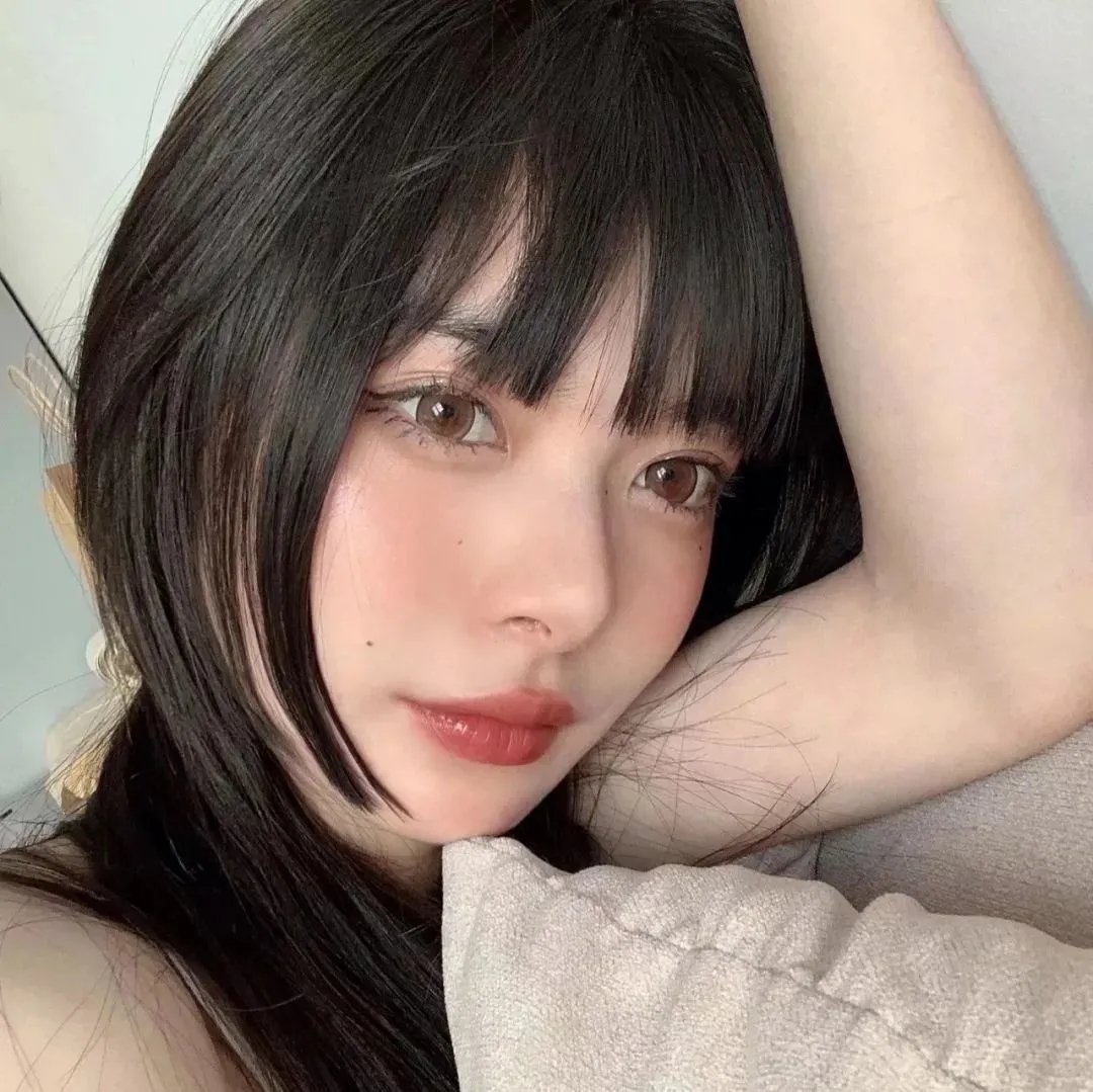 夏娃的对面房